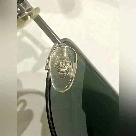 💥Authentic Chanel Sunglasses 🕶️. Vintage.  Condition is vintage 💥 - Picture 7 of 11